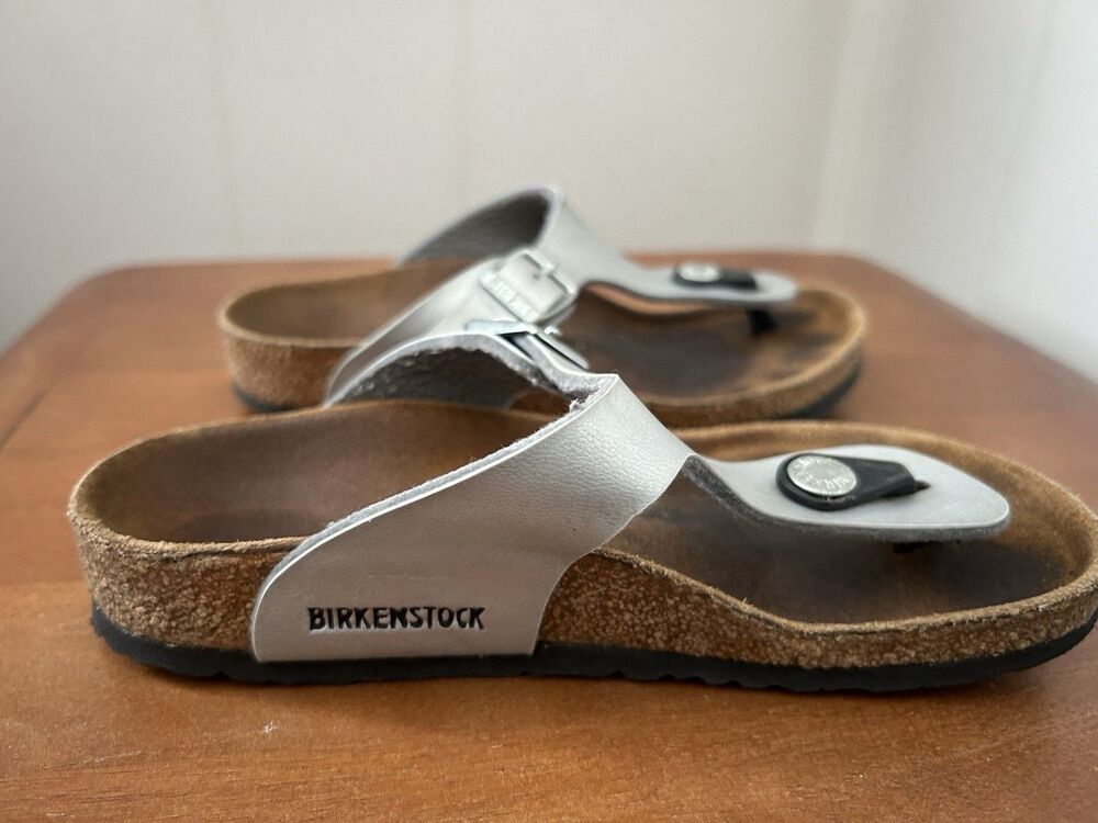 Birkenstock Gizeh Youth Comfort Silver Flats Shoes Sandals Size 30 US 12/ 12.5 - Picture 4 of 6